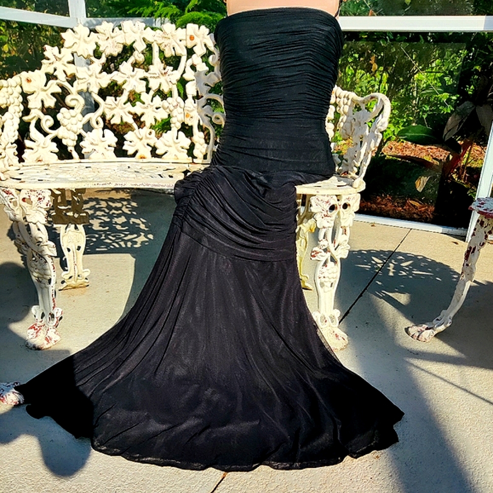 Mermaid tail Tadashi gown